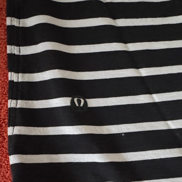 Lululemon Athletica Black and White Striped Tank Top - Picture 3 of 3